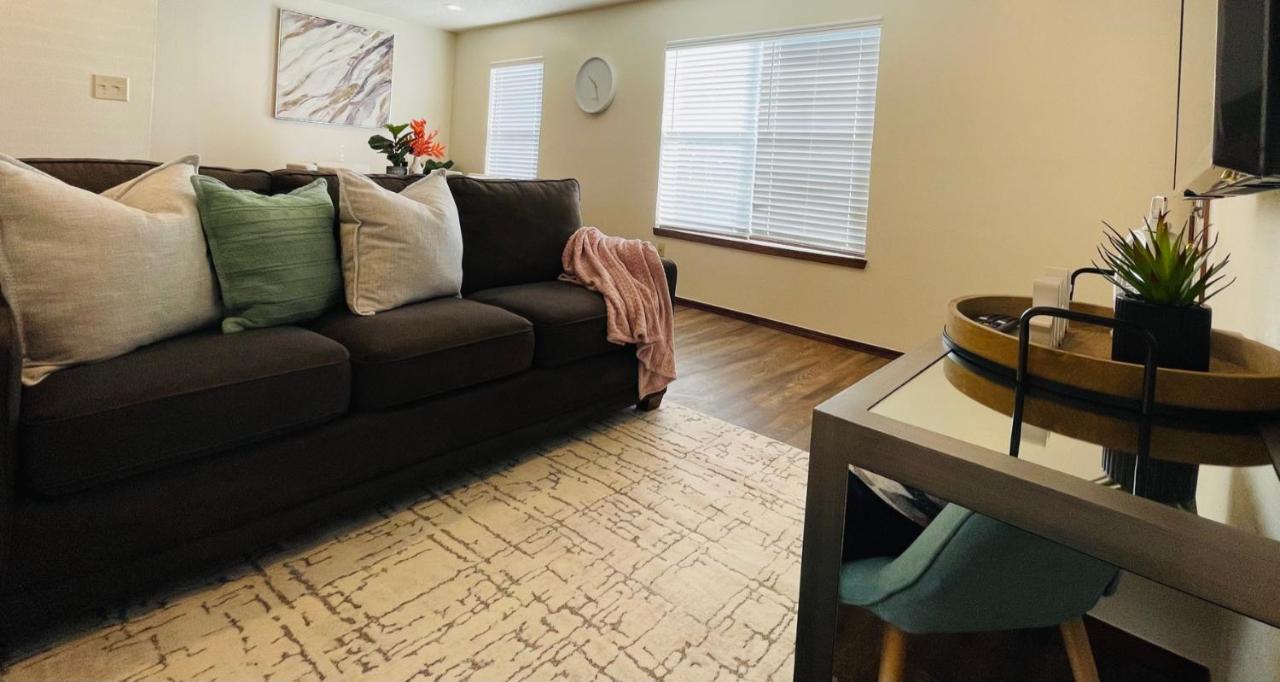 Ou-2 Bed 2 Bath Apartment Close To Ou Oklahoma City Ngoại thất bức ảnh